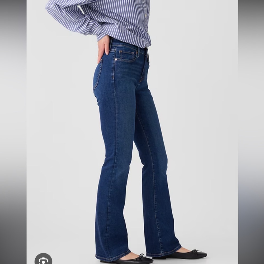 Gap Mid Rise Baby Boot Jeans